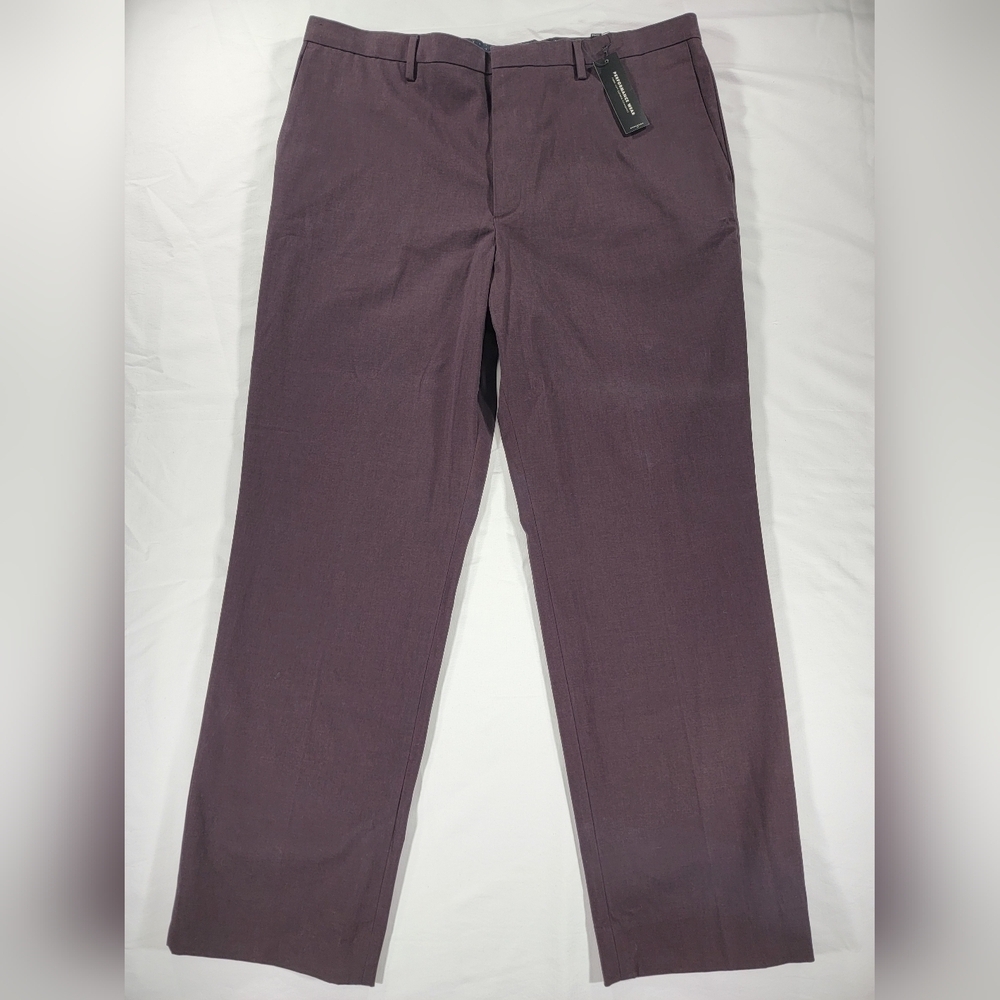 NWT Banana Republic Pants Mens 38X32 Burgundy Slim Fit Chino Flat Front Stretch